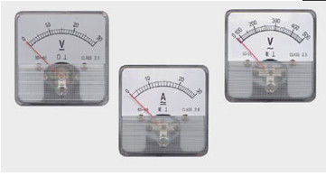 Mètre de panneau carré micro de voltmètre de C.C de Digital, ampèremètre mobile de C.C d'instrument de bobine de la classe 2,5